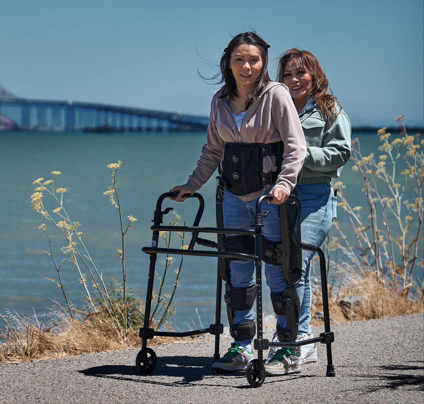 Ekso Walker - Ekso Bionics